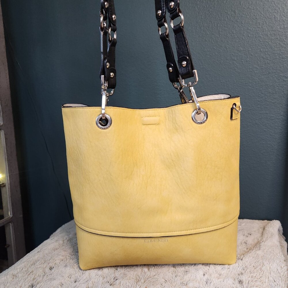 Calvin Klein Sonoma Reversible Tote - Picture 10 of 14